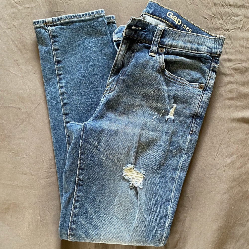 GAP girlfriend jean